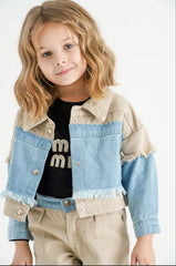 Gabardine set with jeans and a T-shirt